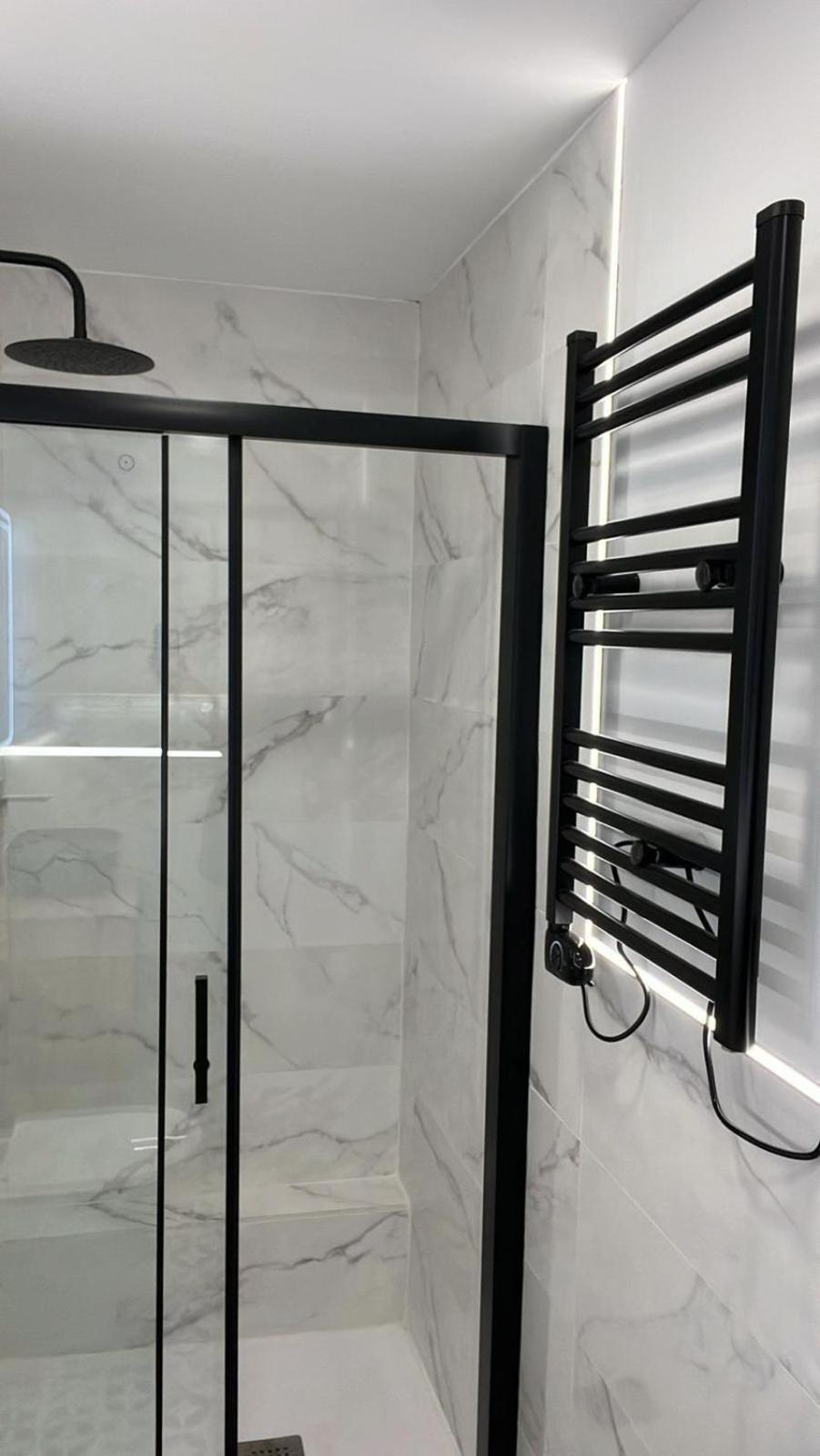 Apartamentos Marques อาลิกันเต ภายนอก รูปภาพ