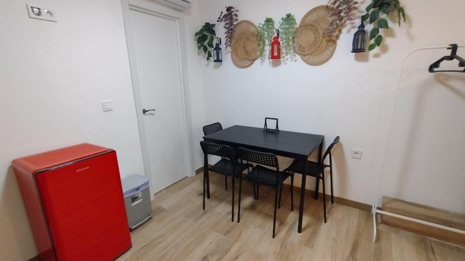 Apartamentos Marques อาลิกันเต ภายนอก รูปภาพ